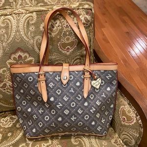 Great Dooney & Burke shoulder bag